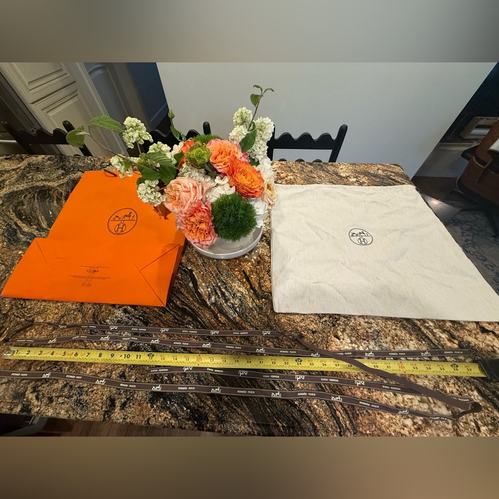 Hermes Authentic Dust Bag, Store Bag, 12 feet of Hermes Paris Ribbon